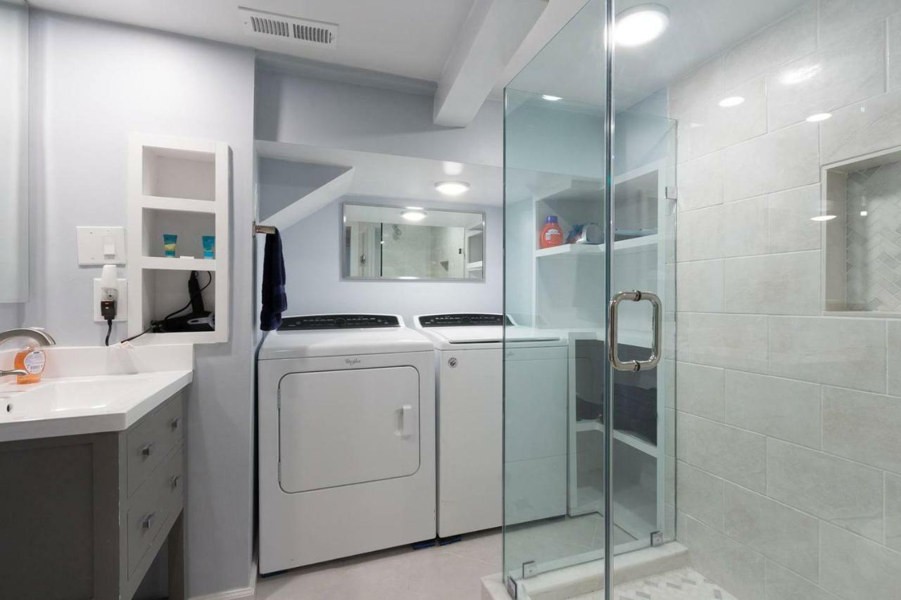 Luxury 2 Bedroom Apartment W/ Free Parking Washington Esterno foto