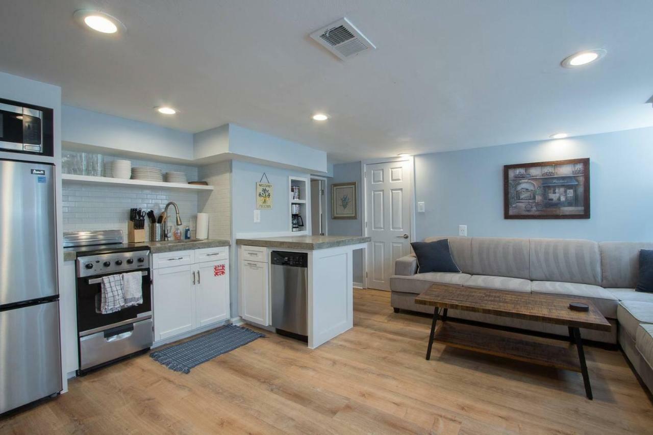 Luxury 2 Bedroom Apartment W/ Free Parking Washington Esterno foto
